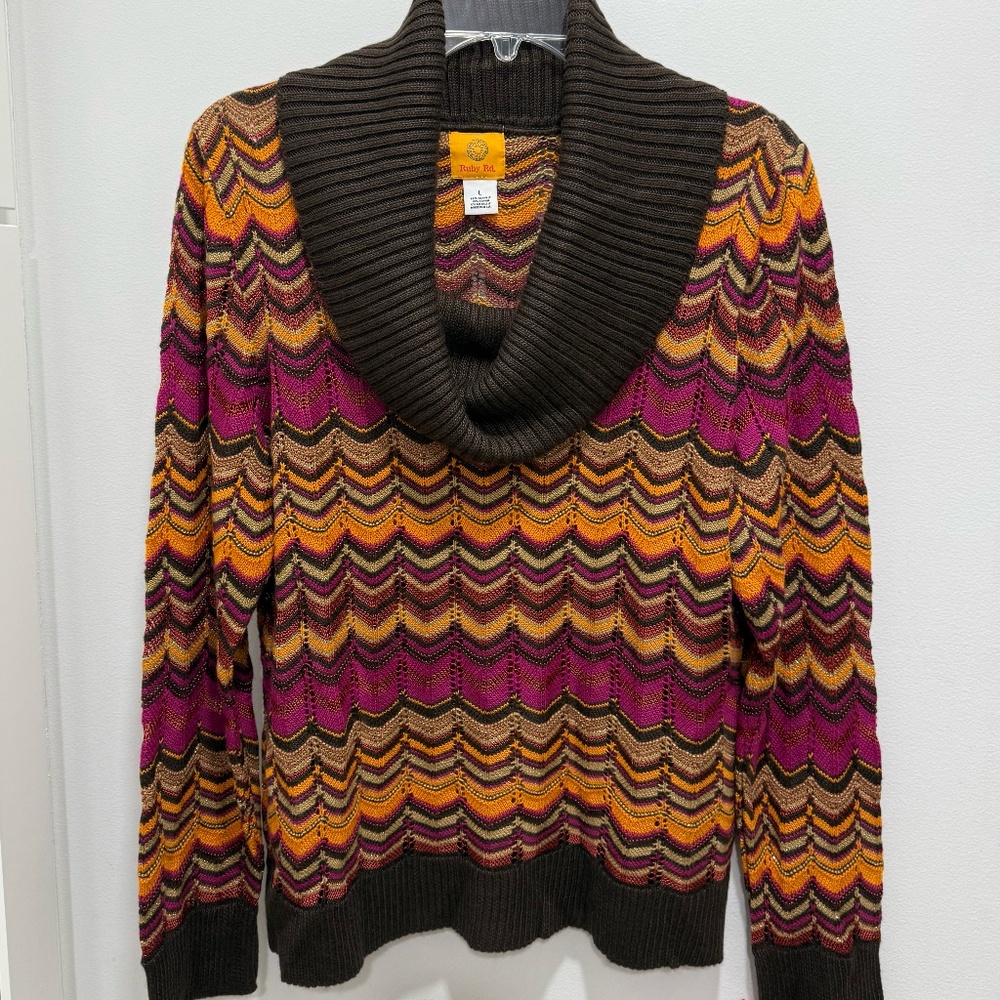 Lovely Ruby Rd Cowl Neck Chevron Stripe Sweater, Size Large, NWT